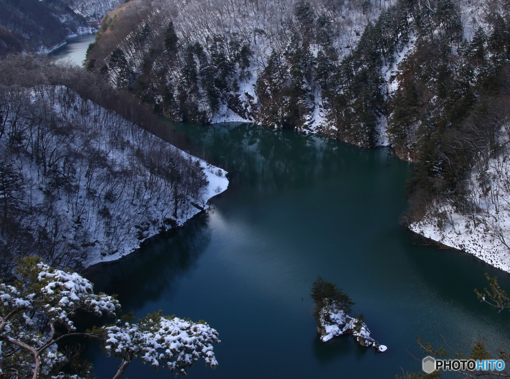 ダム湖