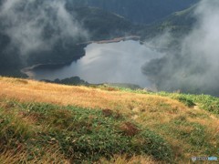 以東岳のたきたろう池