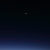 夜明けの月と金星