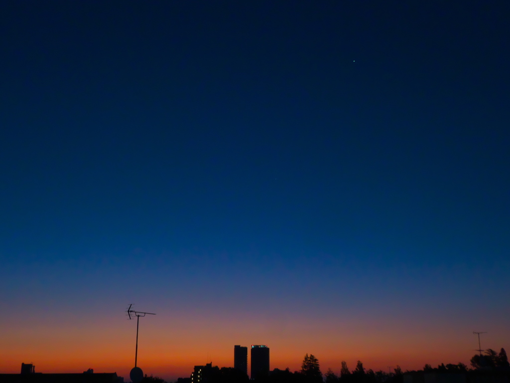 夜明け
