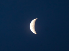 月を撮ってみた