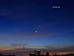 七十二候／土潤溽暑の夜明け