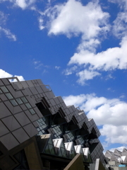 東京武道館と夏の空１