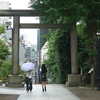 鳥居とガス燈