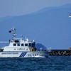 海、灯台、船