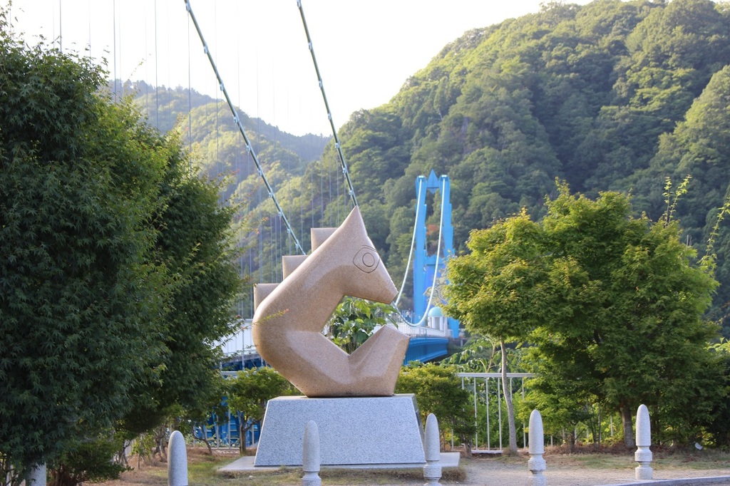 竜神大吊橋モニュメント