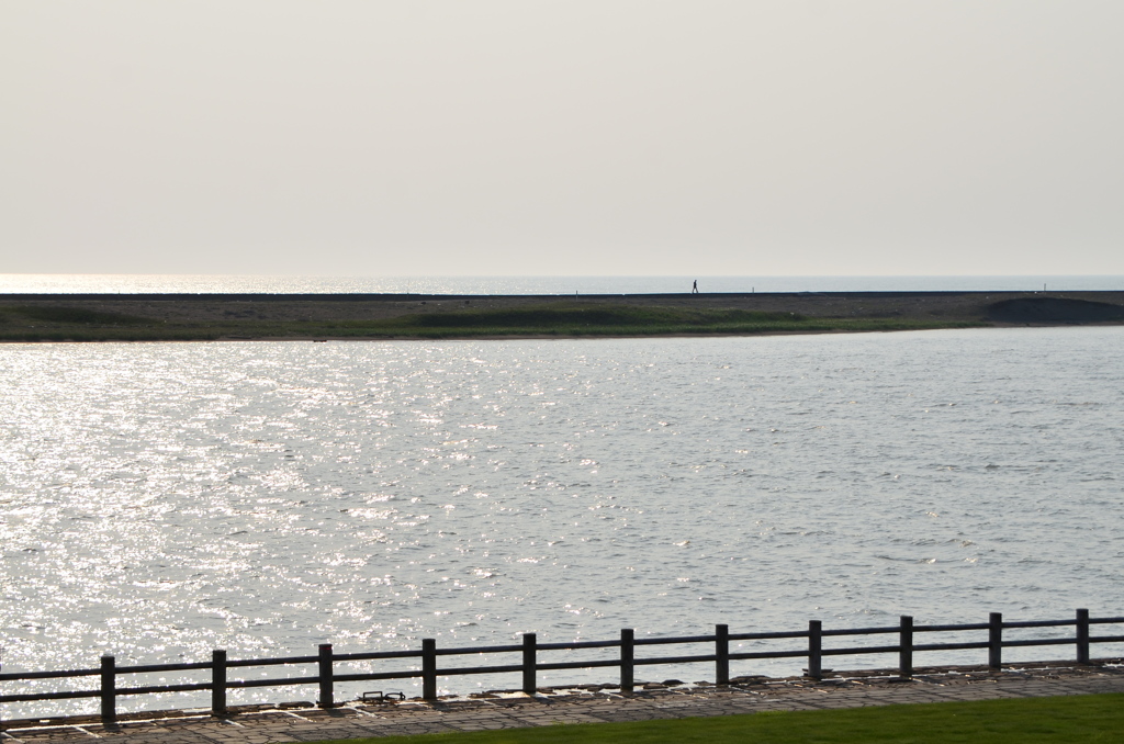 日本海と天塩川