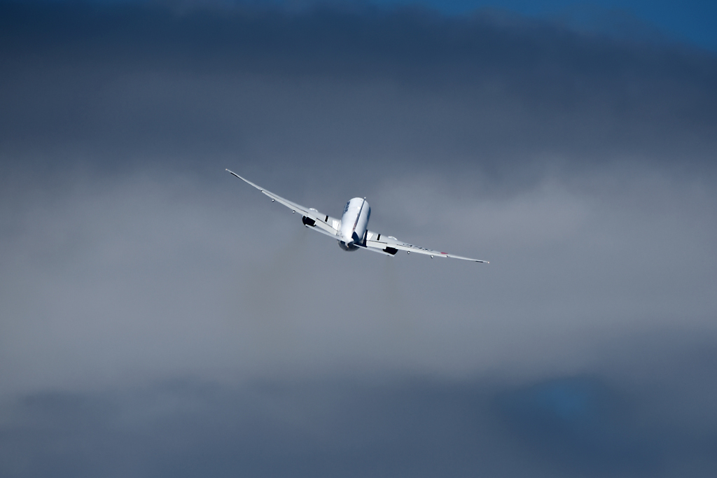 JA743J