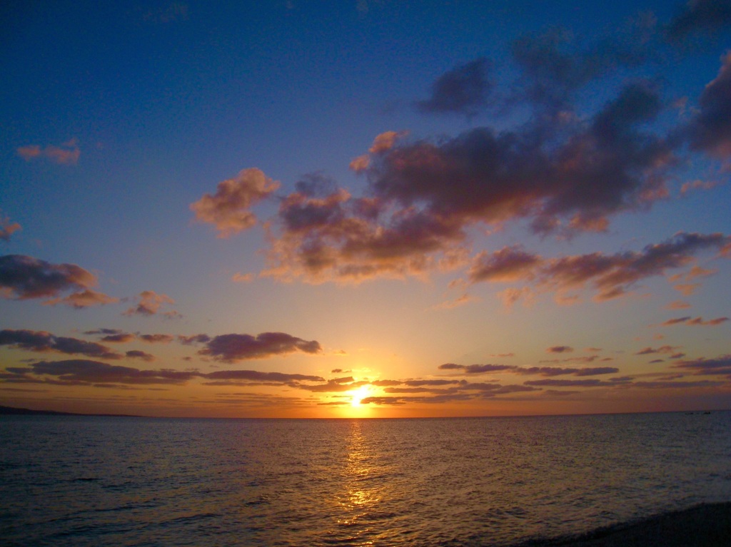 名護の夕日