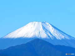 富士山　初冠雪