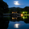 月と浮見堂
