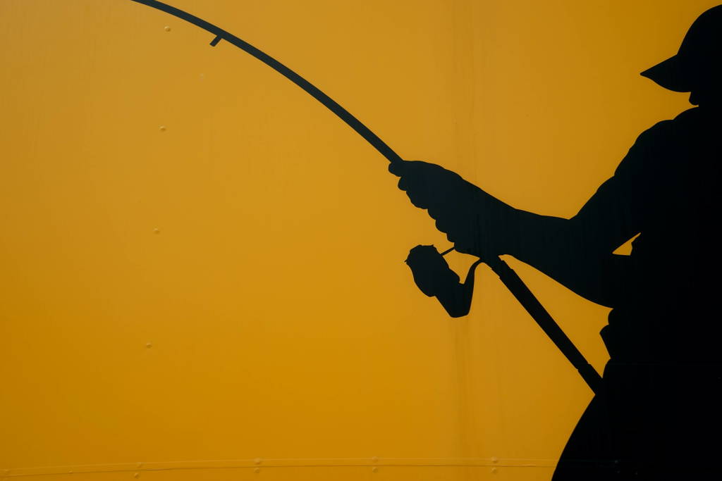 Fight Fishing