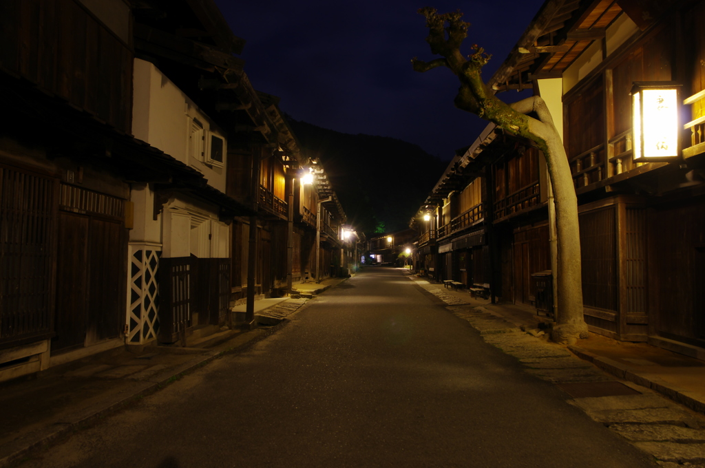 宿場町の夜