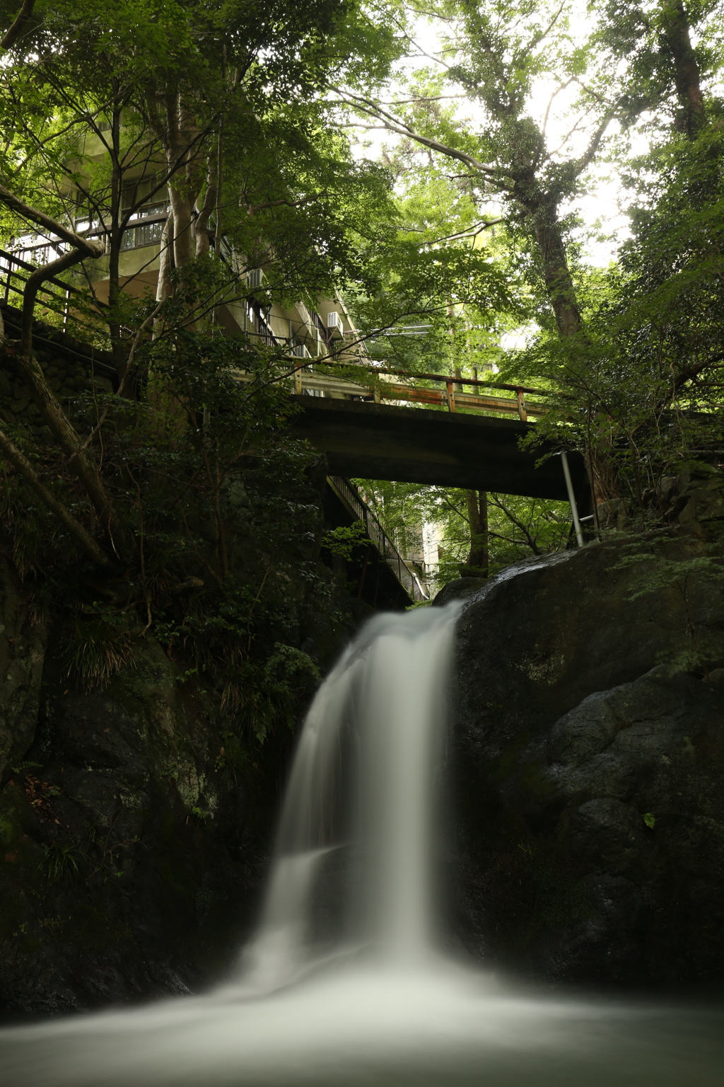 陰の滝