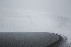 雪でも登る人