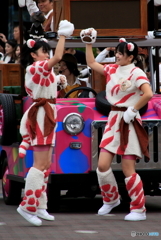 にゃんにゃんハイタッチ