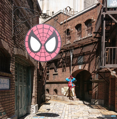 街角のスパイダーマン