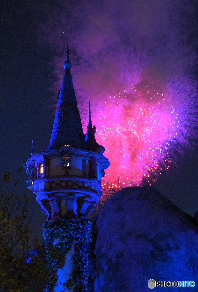 ラプンツェルの塔と花火⑥