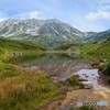 雄山を背景に