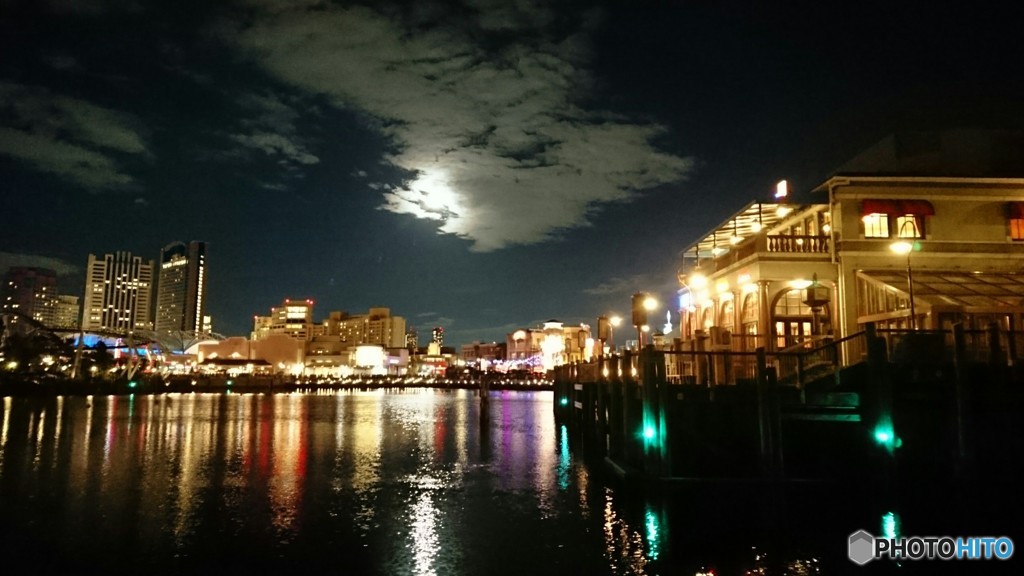 夜のUSJ
