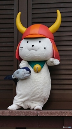 ひこにゃん、お魚ゲット！