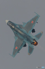 F2の機動飛行