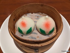 萬珍軒本店の桃饅頭