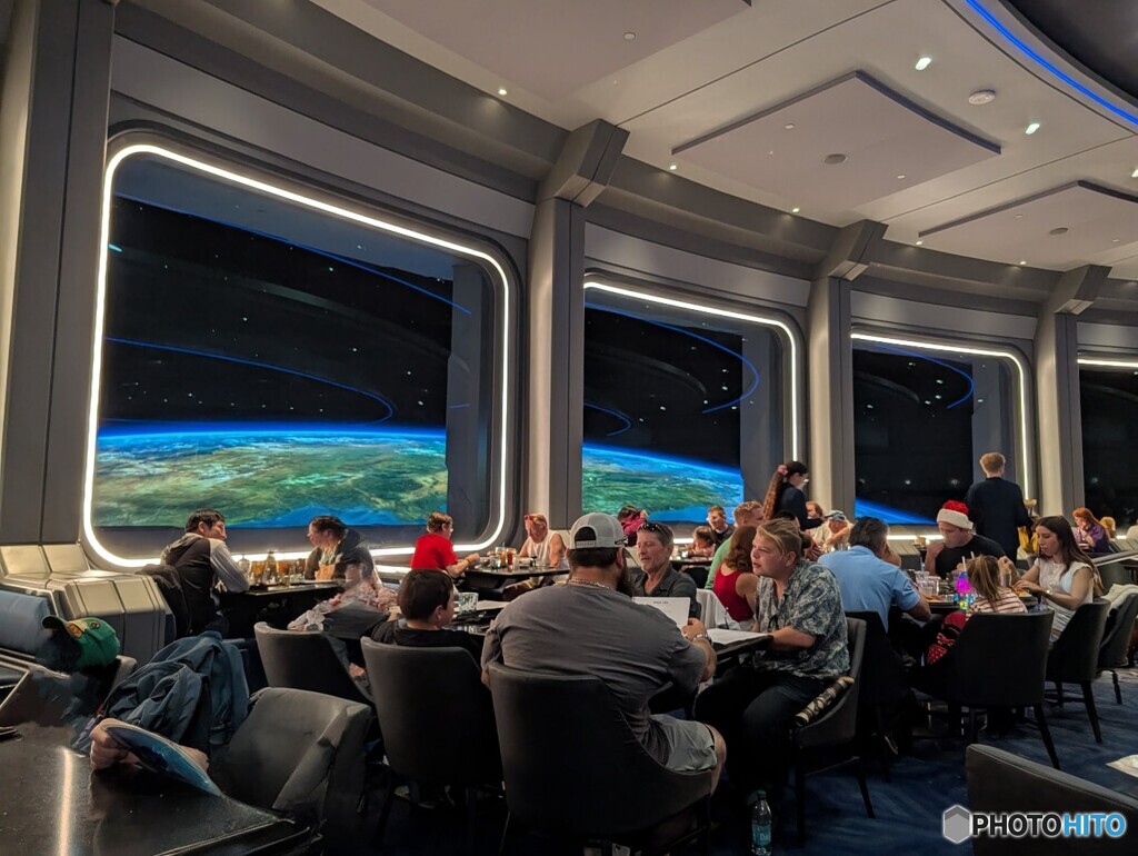 宇宙ステーションレストラン