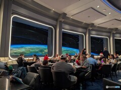 宇宙ステーションレストラン