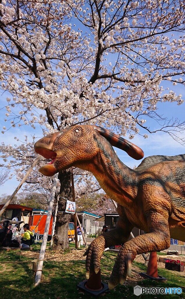 春のハドロサウルス