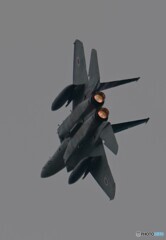 イーグルの機動飛行