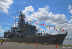 訓練支援艦くろべ