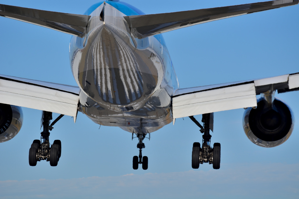 ANA 777
