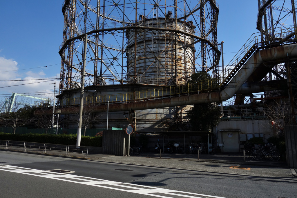 木津川　木津川運河沿いの鉄工所