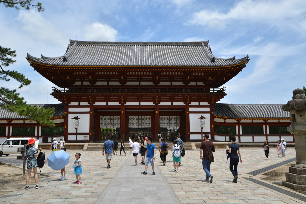 東大寺中門