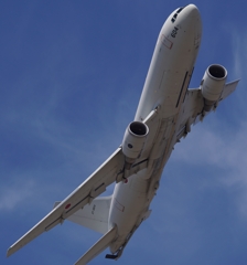 2025小牧基地航空祭の前日　KC-767空中給油輸送機機機動飛行
