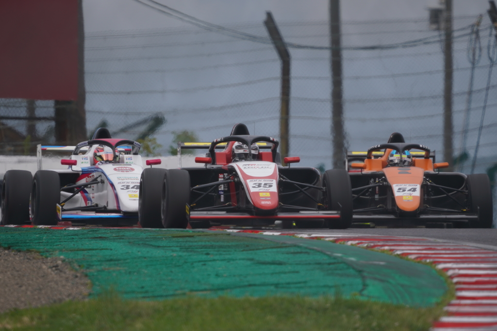 2024F4鈴鹿　トップドライバーへ