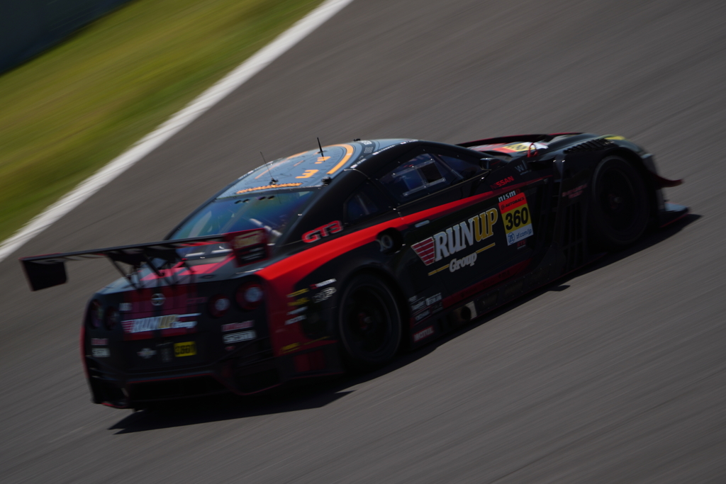 2023SGT鈴鹿　RUNUP RIVAUX GT-R