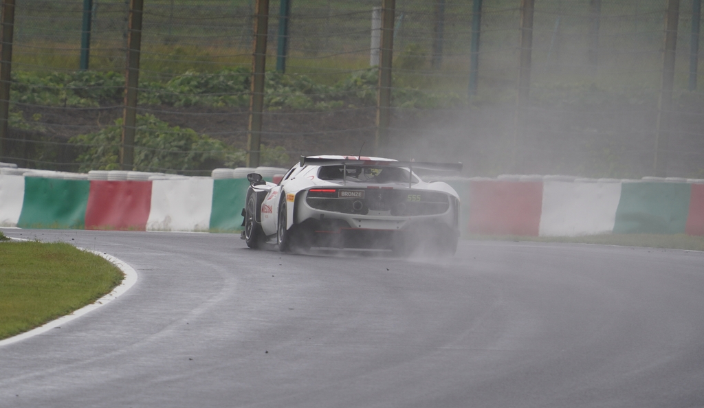 2025鈴鹿1000km　Wetの中