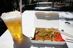2018 鈴鹿10H 焼きそばと氷ビール