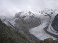 モンテローザとゴルナー氷河