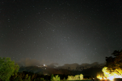 白馬の山々と星空