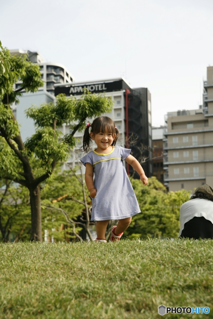 天芝広場でかけっこ
