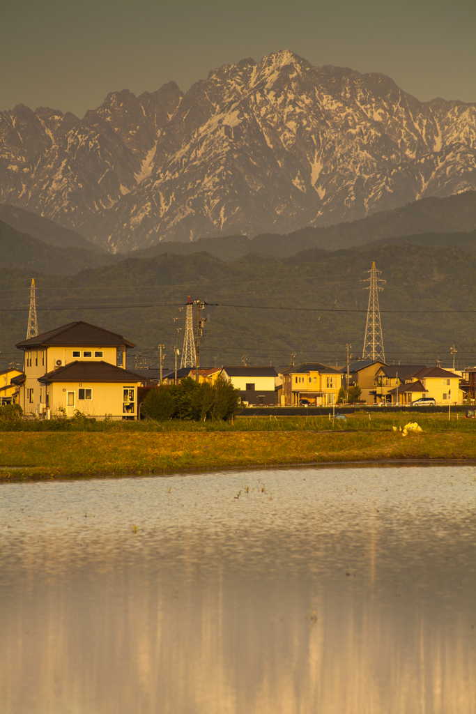 富山から夕景の劔岳