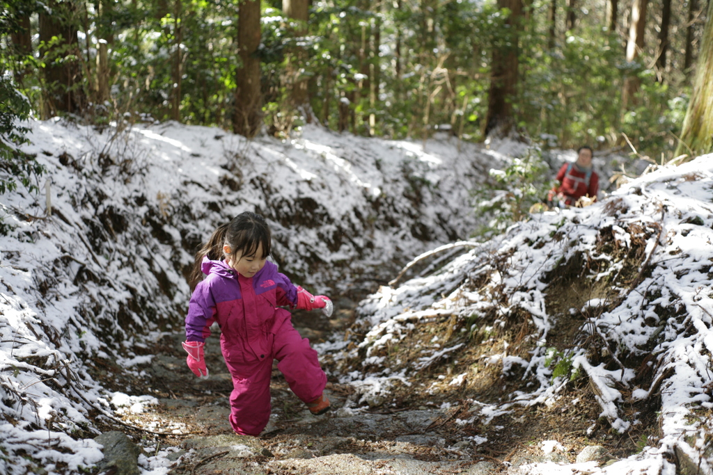 雪の高見山ハイキング