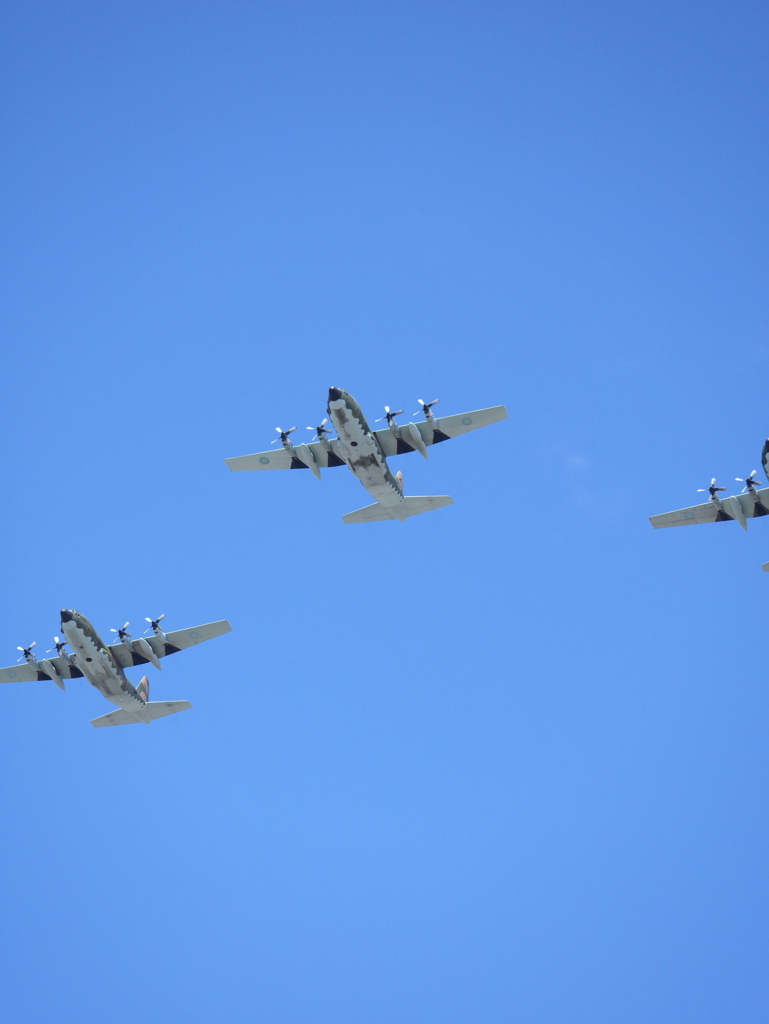 雙十節の空軍輸送機