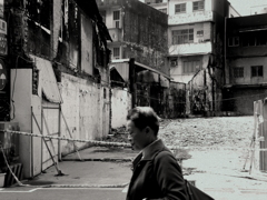 更地に残った焼け跡