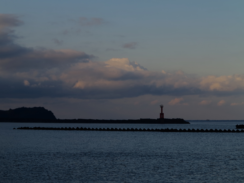 松崎温泉辺りの海。