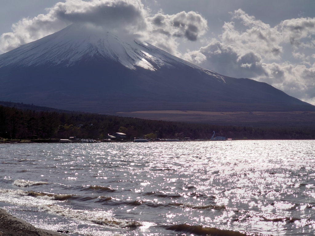 山中湖からの富士山