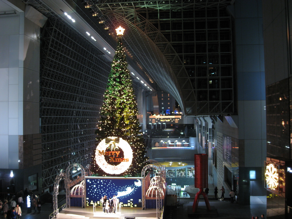 京都駅にて。
